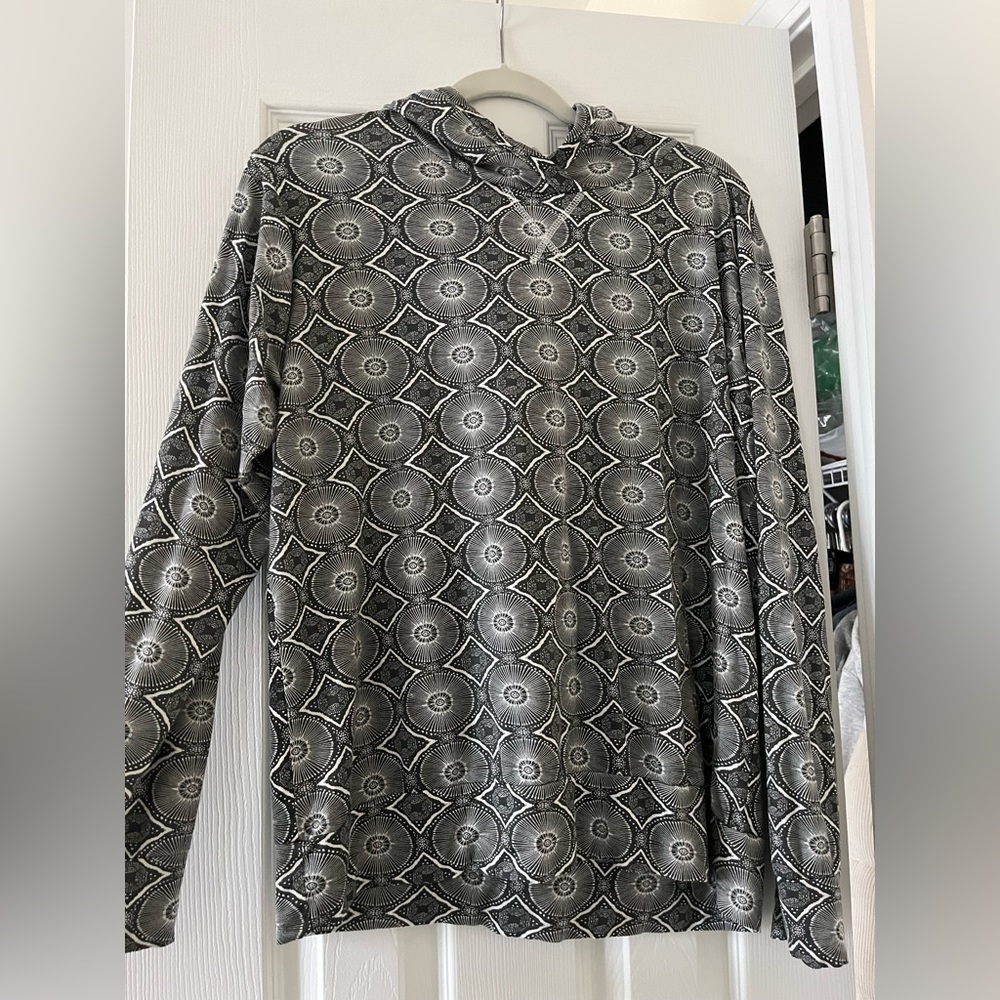 Kate Quinn Beluga Batik Modal Hoodie